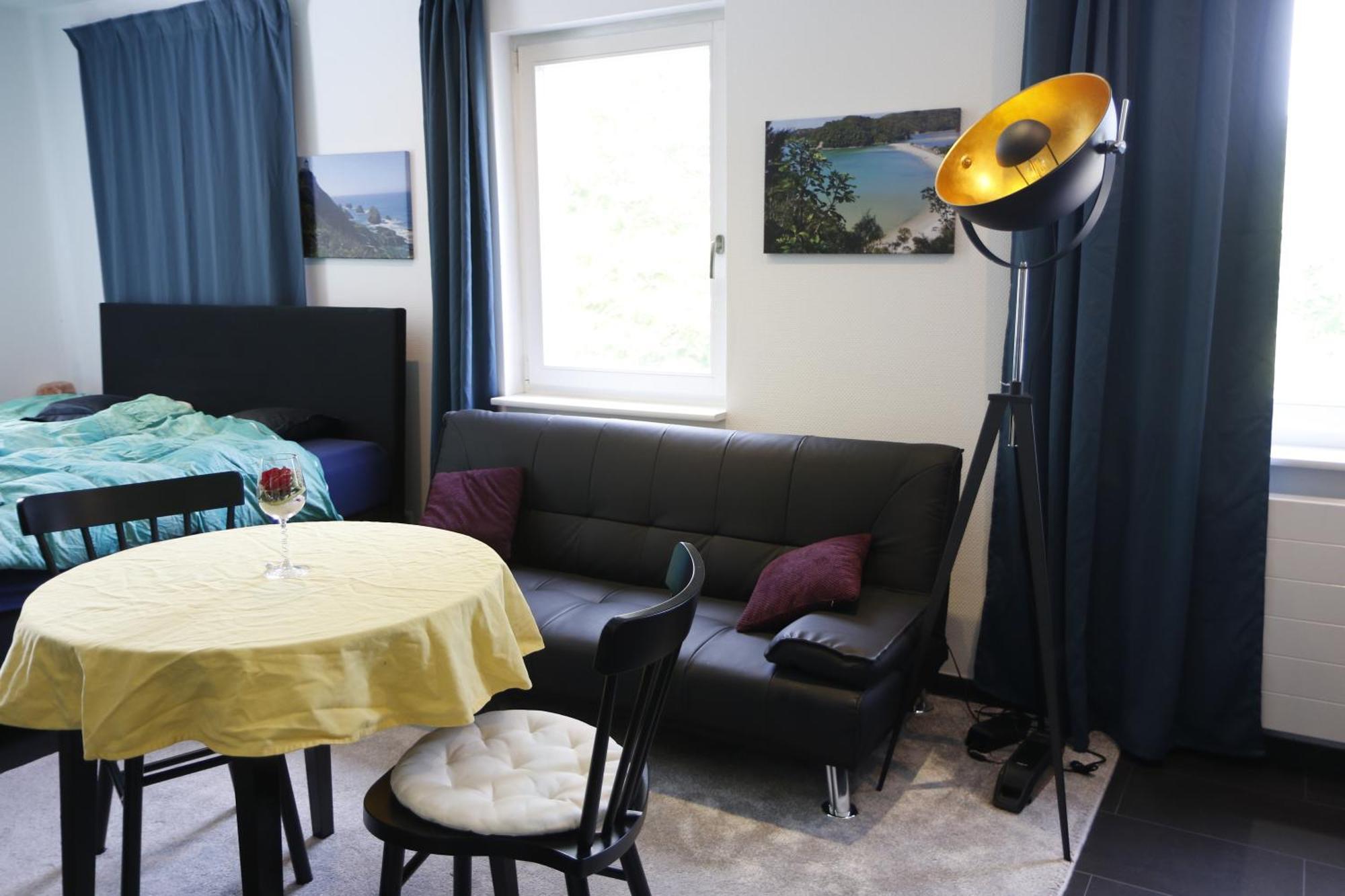Ein Appartement Und Ein Komfortzimmer In Malsch, Zwischen Karlsruhe, Rastatt Und Baden-Baden Malsch  Eksteriør billede